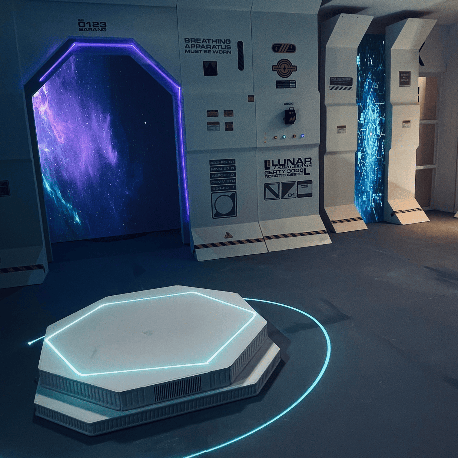 Sci-Fi / Futuristic Space